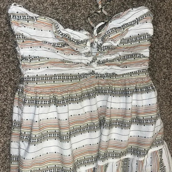 dRA Los Angeles midi dress with halter neckline in size medium - Picture 3 of 8